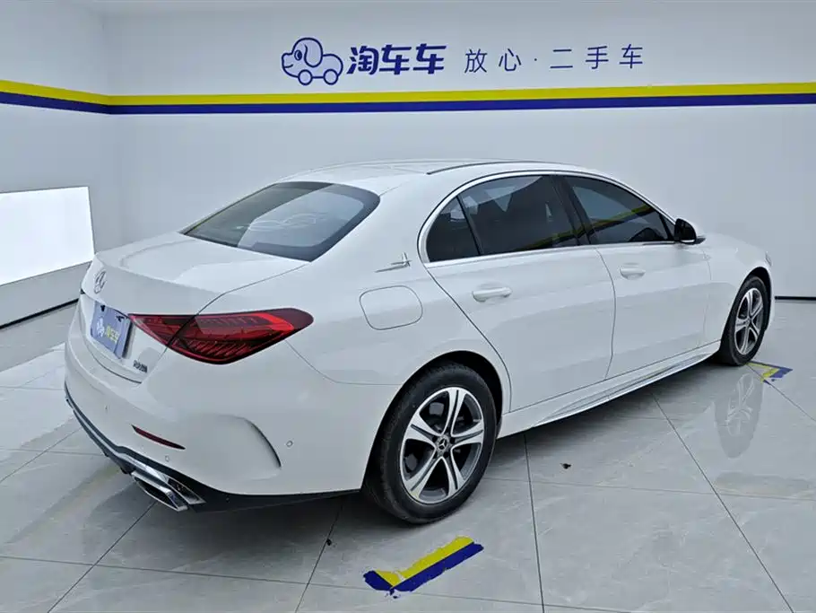 Mercedes-Benz C-Class 2022 — фото 3
