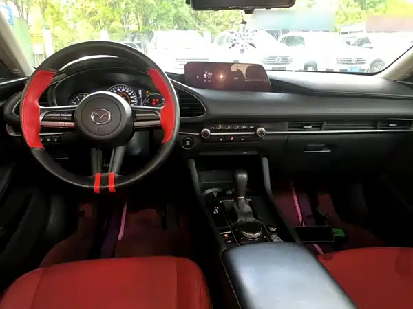 Mazda 3 Axela 2021