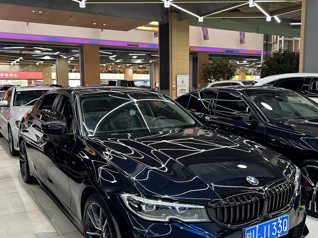 BMW 3 Series 2020