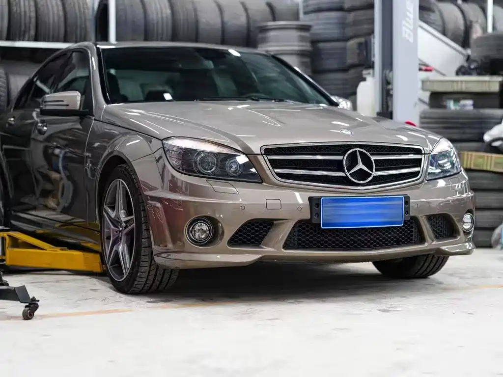 Mercedes-Benz C-Class AMG 2011 — фото 10