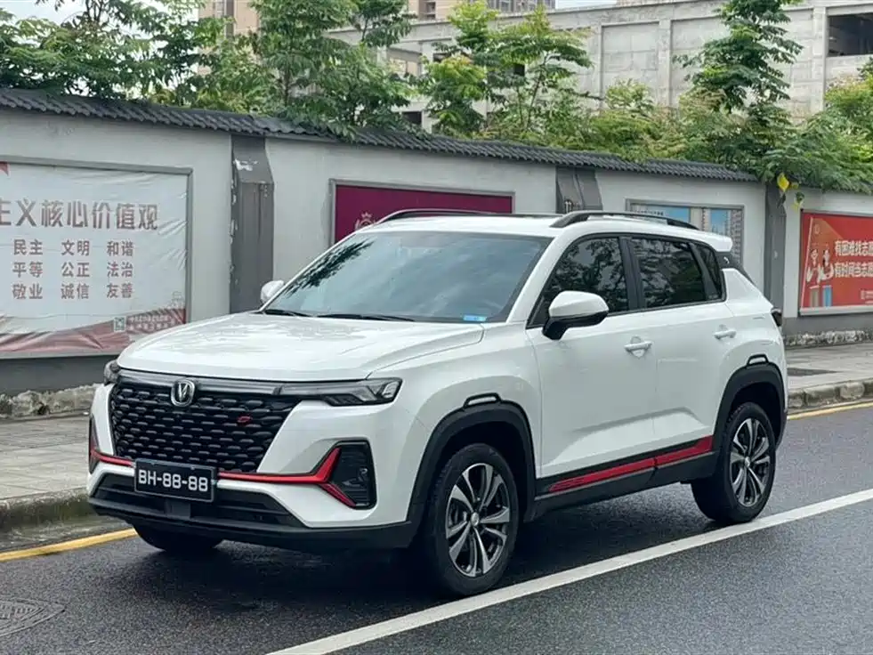 Changan CS35PLUS 2023 — фото 1