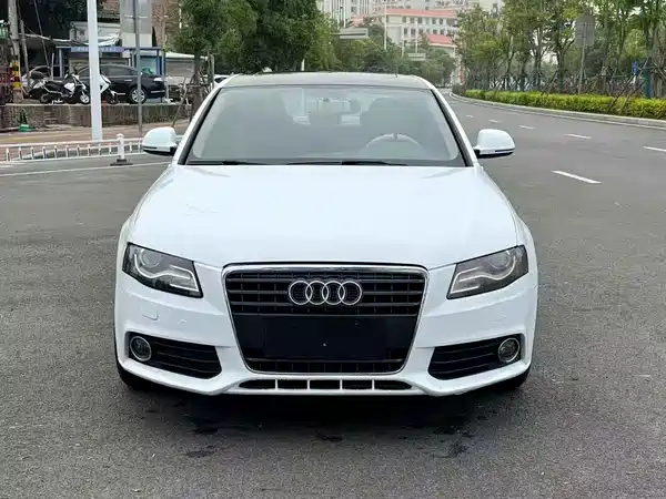 Audi A4L 2011
