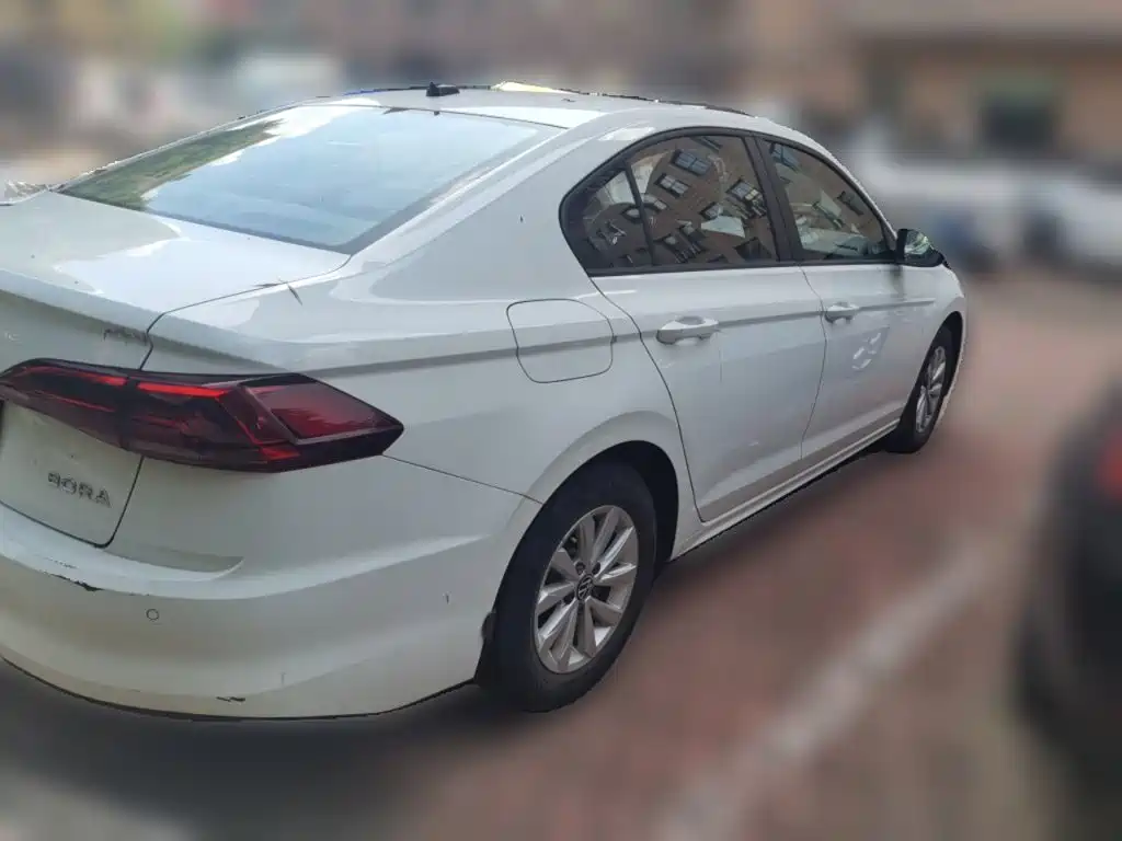 Volkswagen Bora 2021