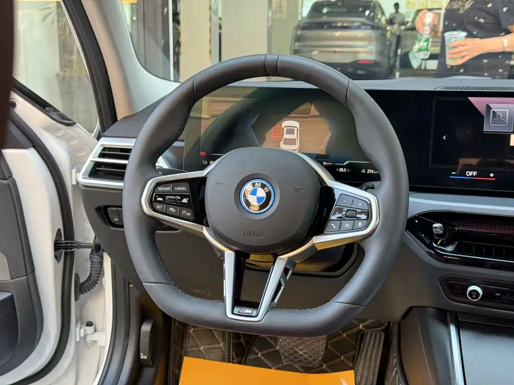 BMW i3 2026 — фото 14