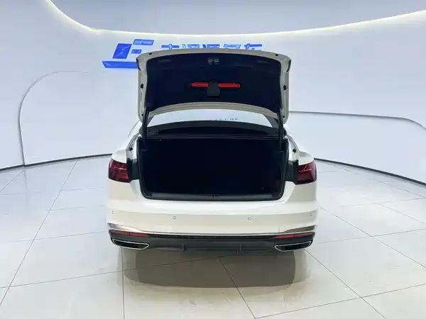 Audi A4L 2022