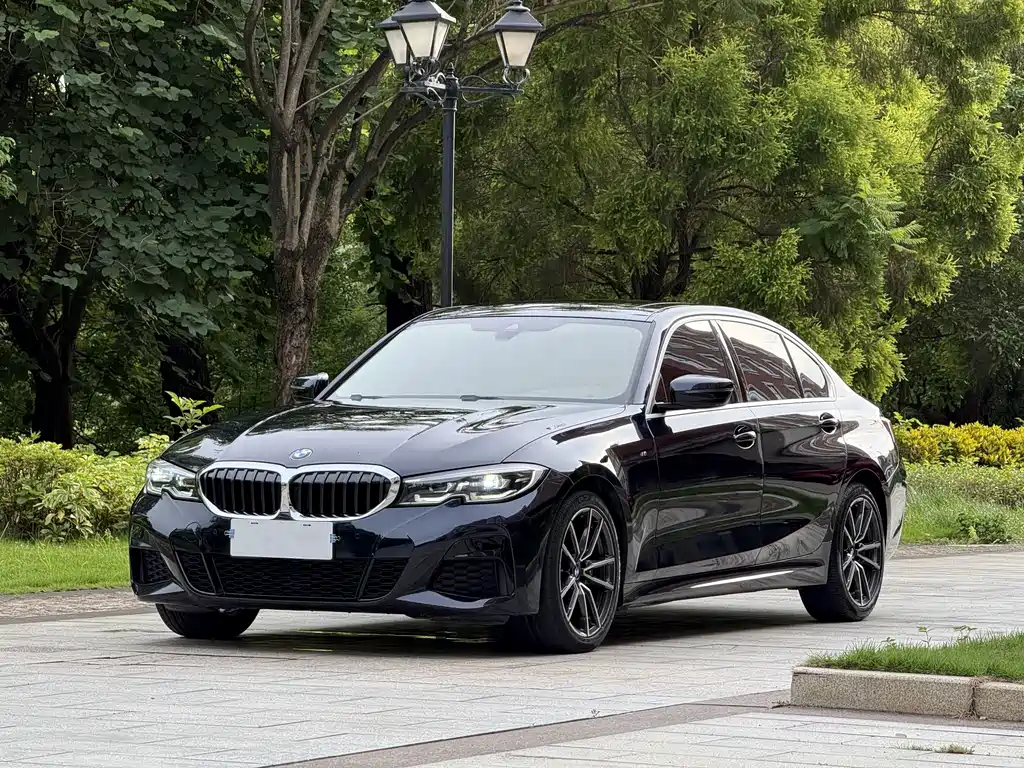 BMW 3 Series 2020