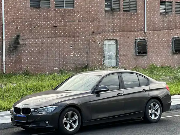 BMW 3 Series 2015