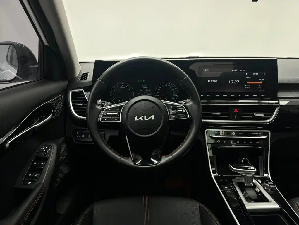 Kia KX3 Proud Running 2022 — фото 13