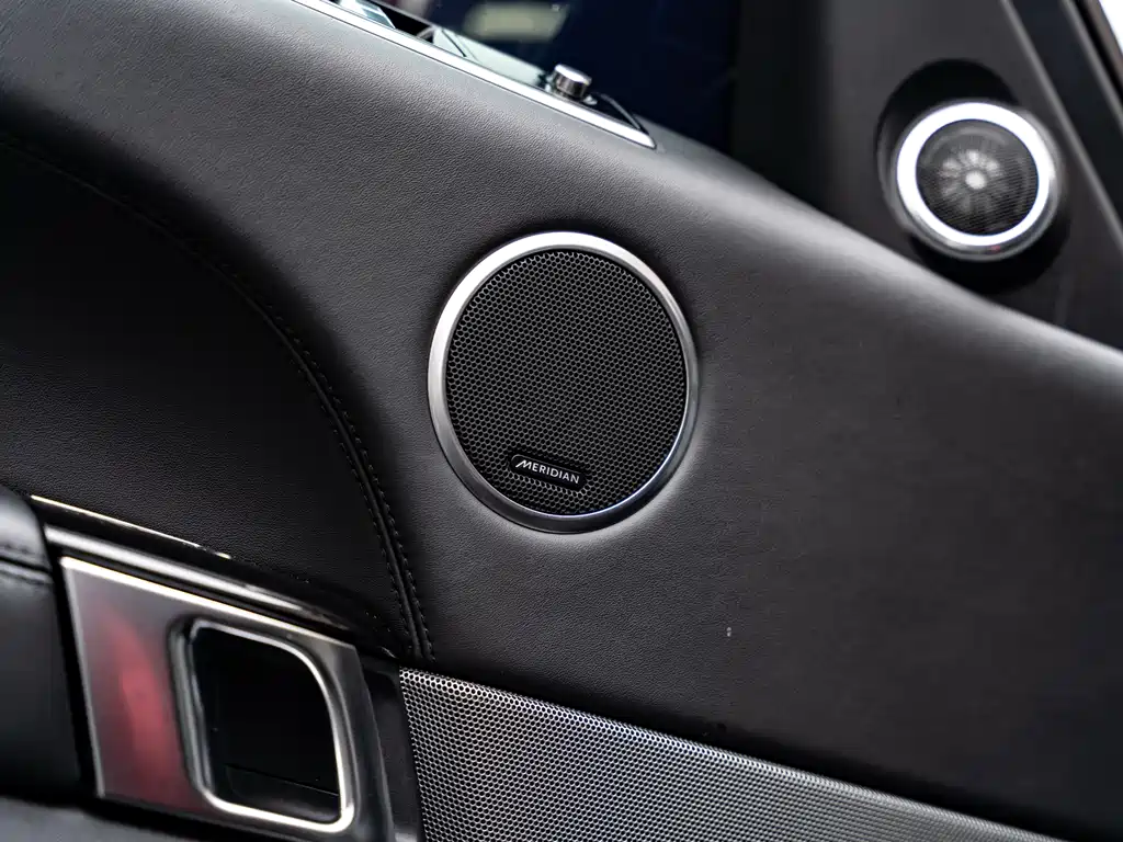 Land Rover Sport 2018 — фото 8
