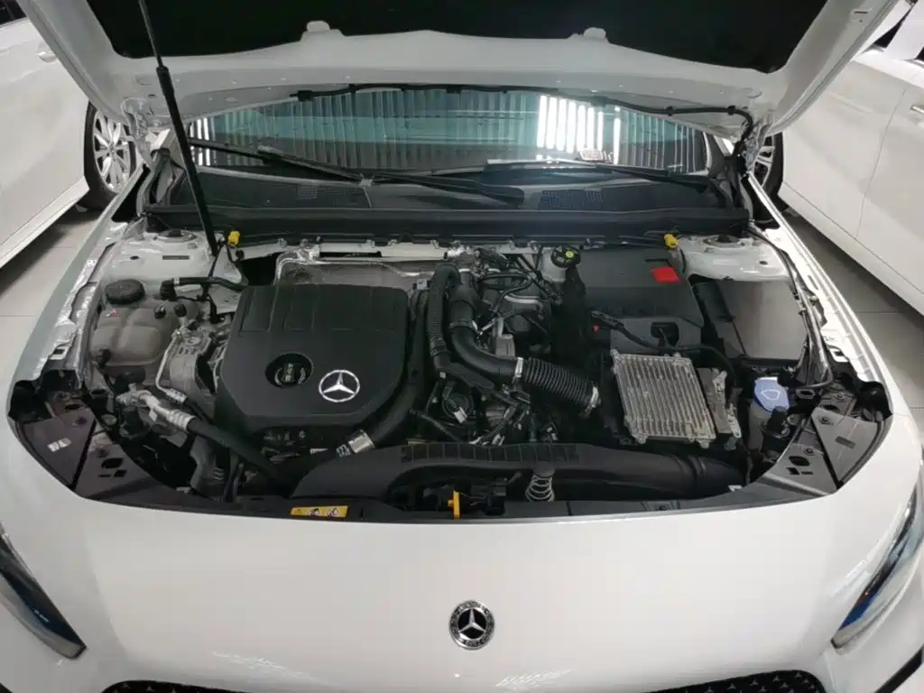 Mercedes-Benz A-Class 2024 — фото 20