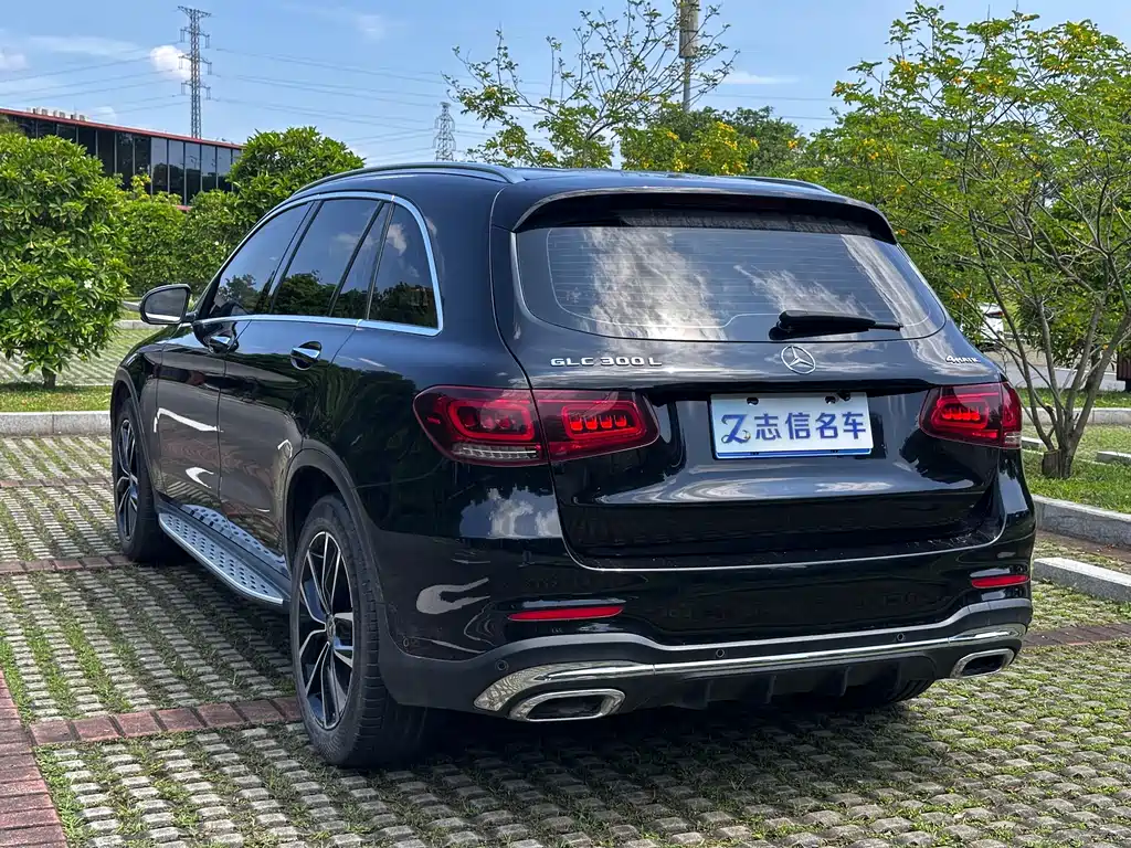 Mercedes-Benz GLC 2021 — фото 4