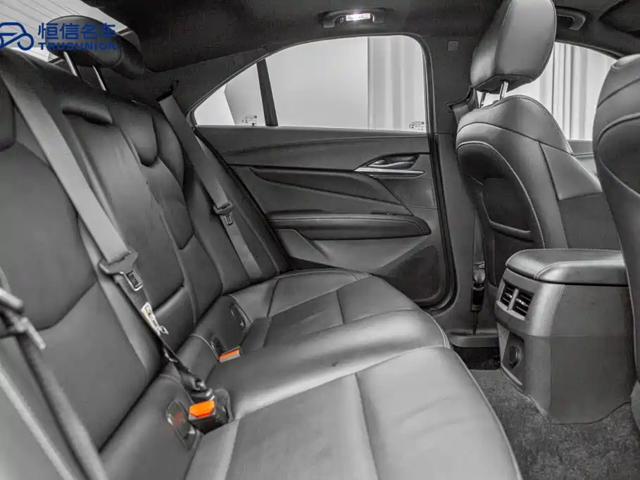 Cadillac CT4 2021 — фото 16