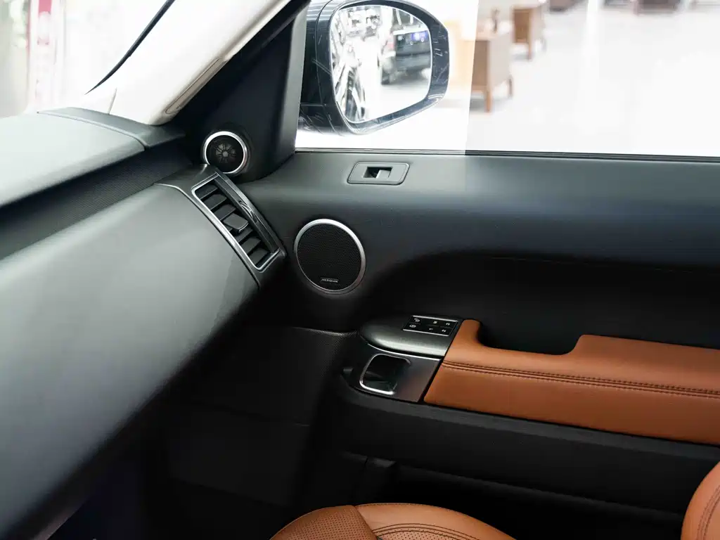 Land Rover Sport 2017 — фото 18