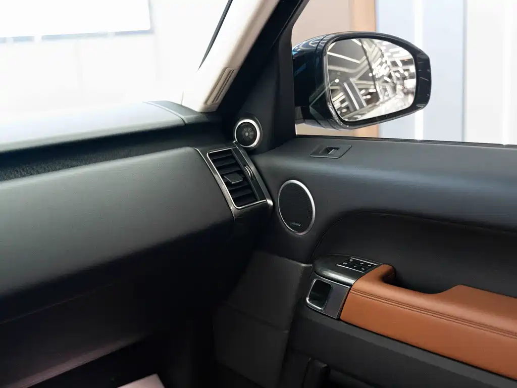 Land Rover Sport 2018 — фото 16