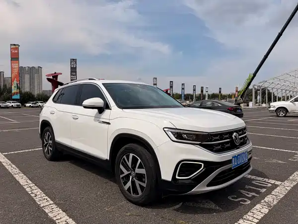 Volkswagen Tayron 2023