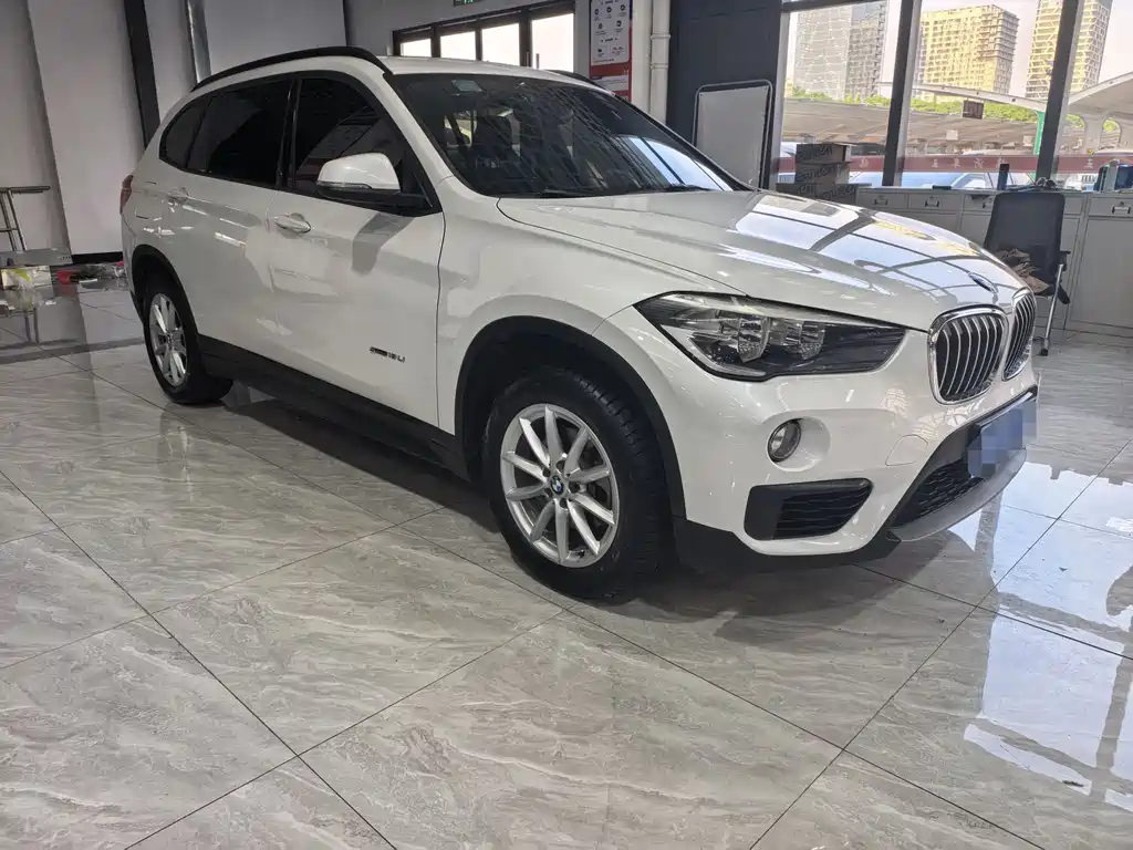 BMW X1 2016 — фото 3