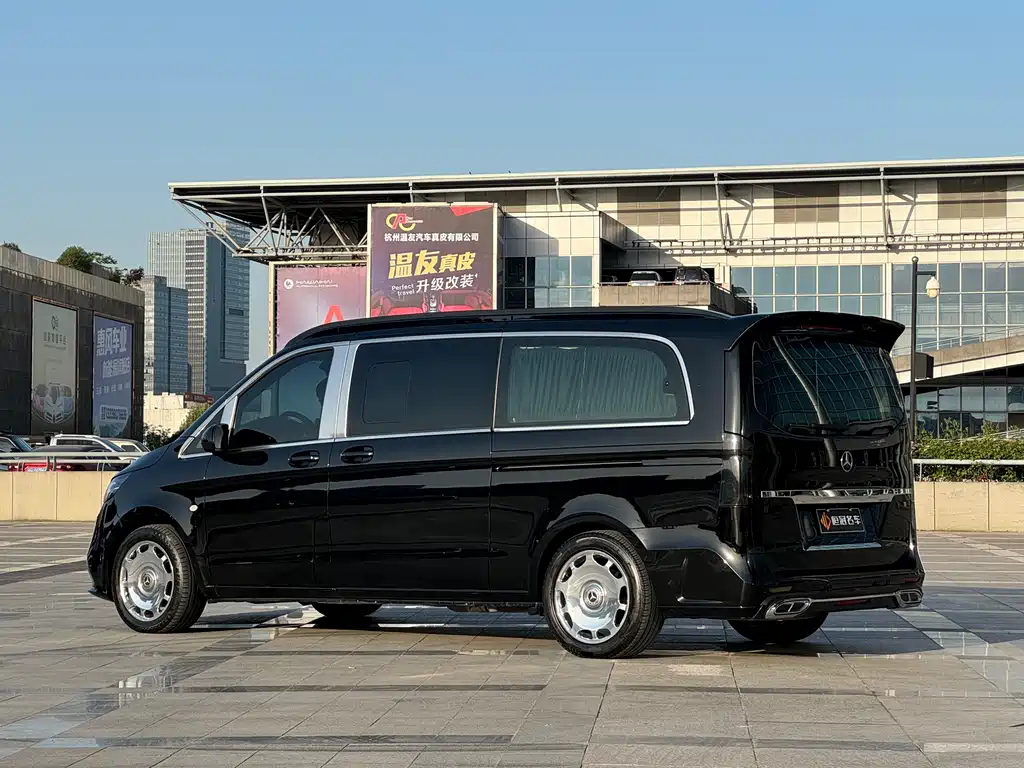Mercedes-Benz Vito 2023 — фото 4