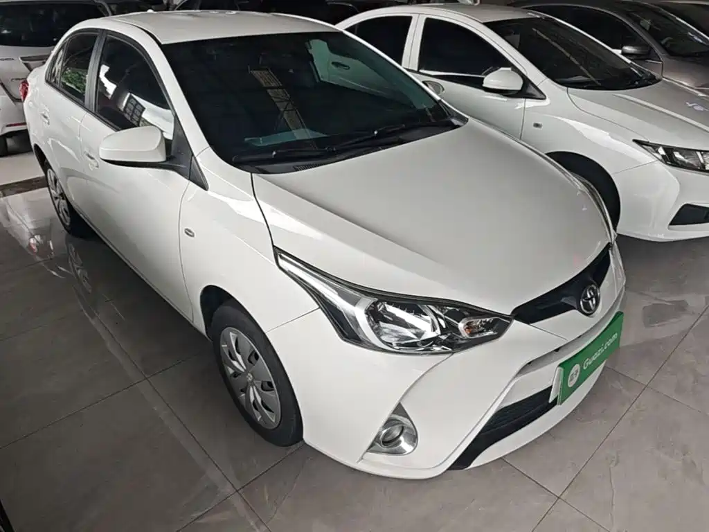 Toyota Yaris L 2020
