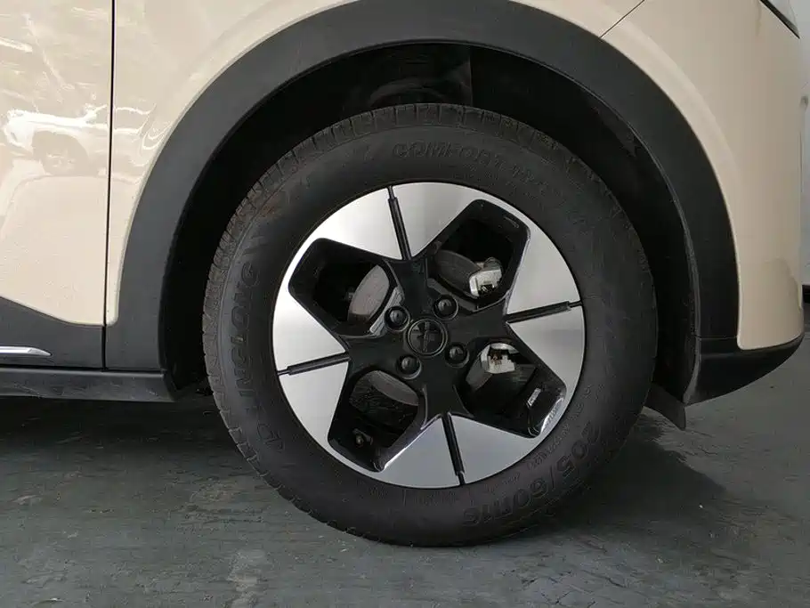 Geely Galaxy Starwish 2025
