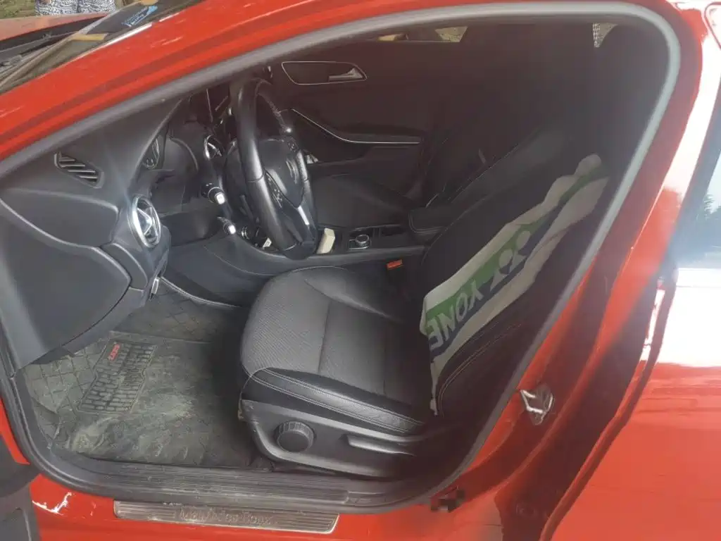Mercedes-Benz A-Class 2015 — фото 14
