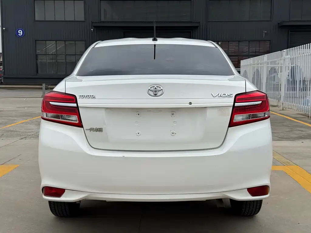 Toyota Vios 2018 — фото 5