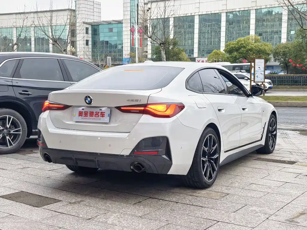 BMW 4 Series 2025 — фото 4