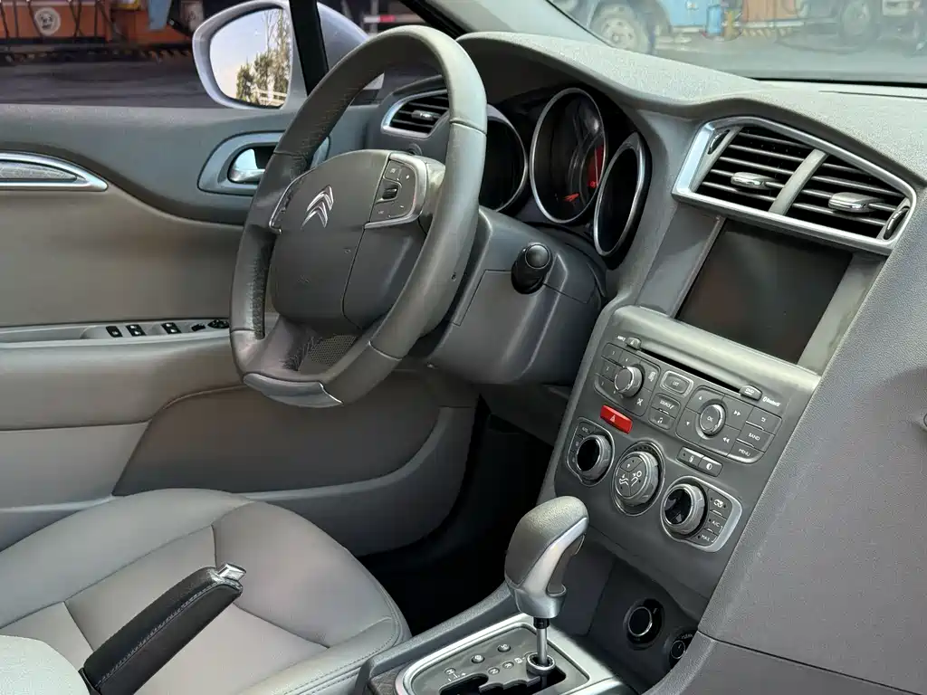 Citroen C4L 2014 — фото 19