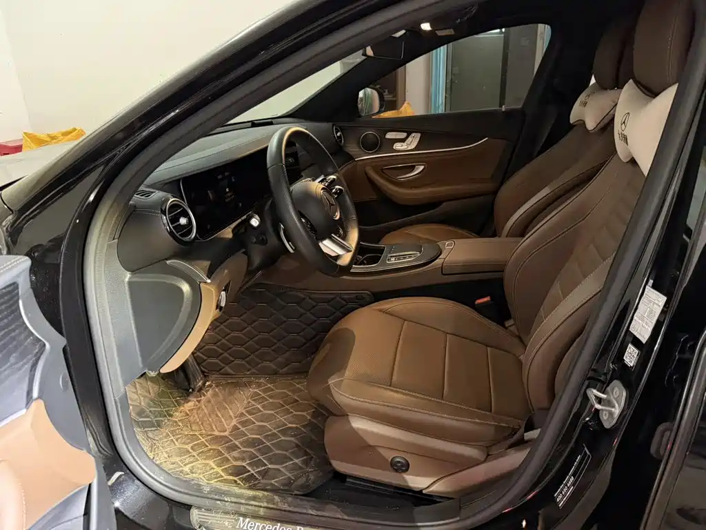 Mercedes-Benz E-Class 2023