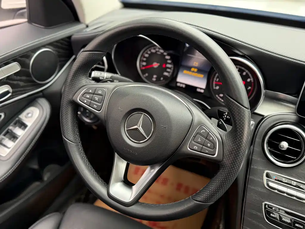 Mercedes-Benz C-Class 2017 — фото 14