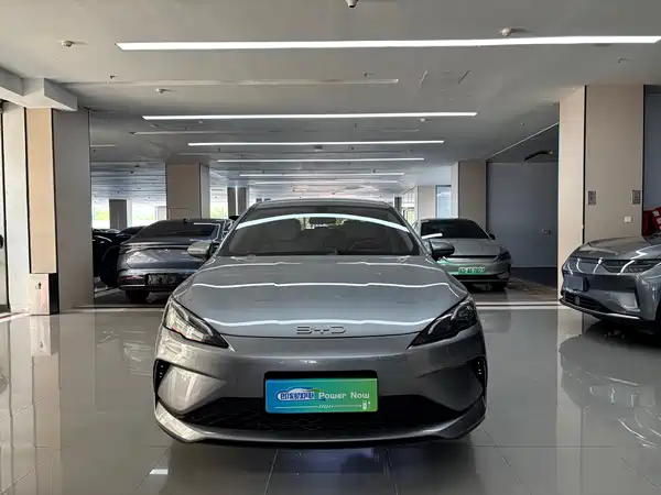 BYD Seal 05 DM-i 2025