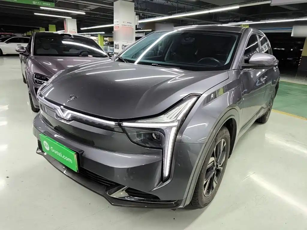 Neta 哪吒U 2023款 哪吒U-Ⅱ 挑战版 400 U秀 磷酸铁锂 2024