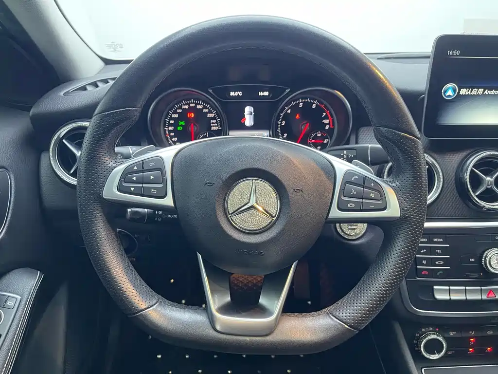 Mercedes-Benz GLA 2020 — фото 18