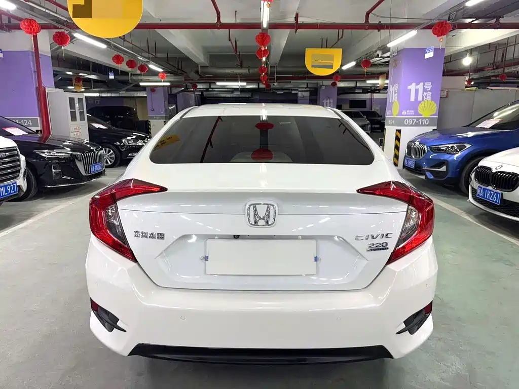 Honda Civic 2017 — фото 8