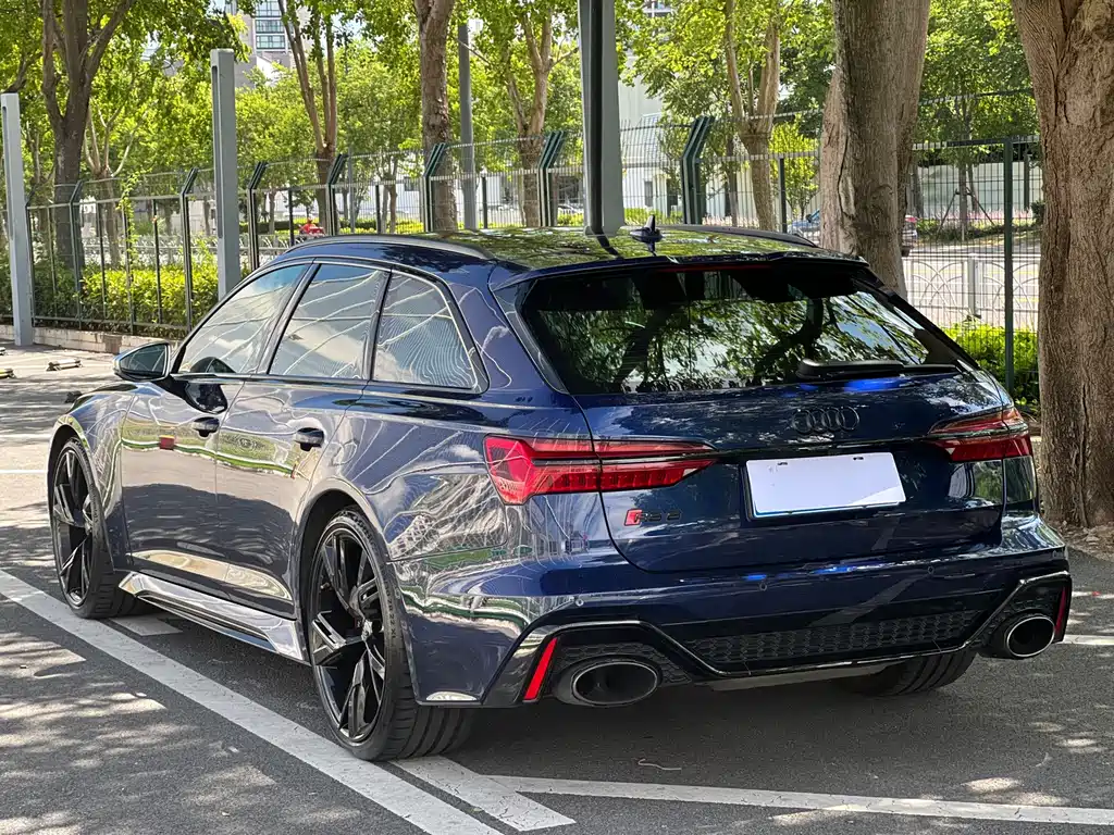 Audi RS 6 2021 — фото 4