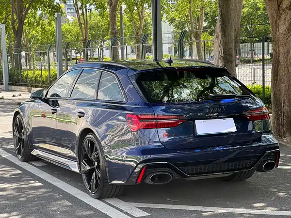 Audi RS 6 2021