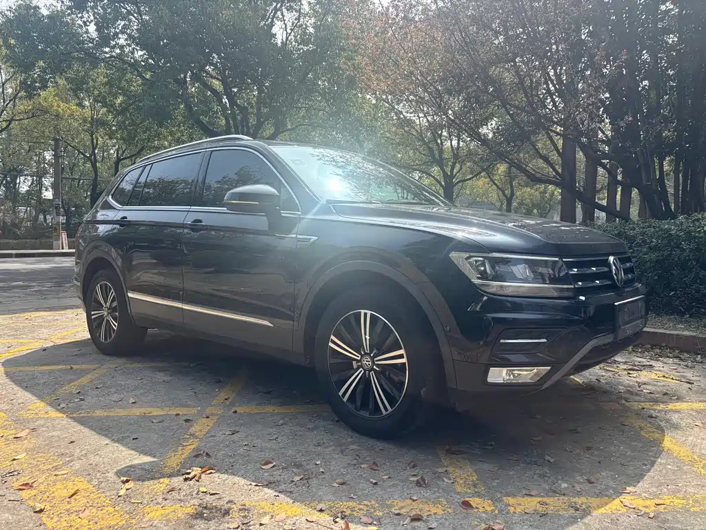 Volkswagen Tiguan L 2019 — фото 2