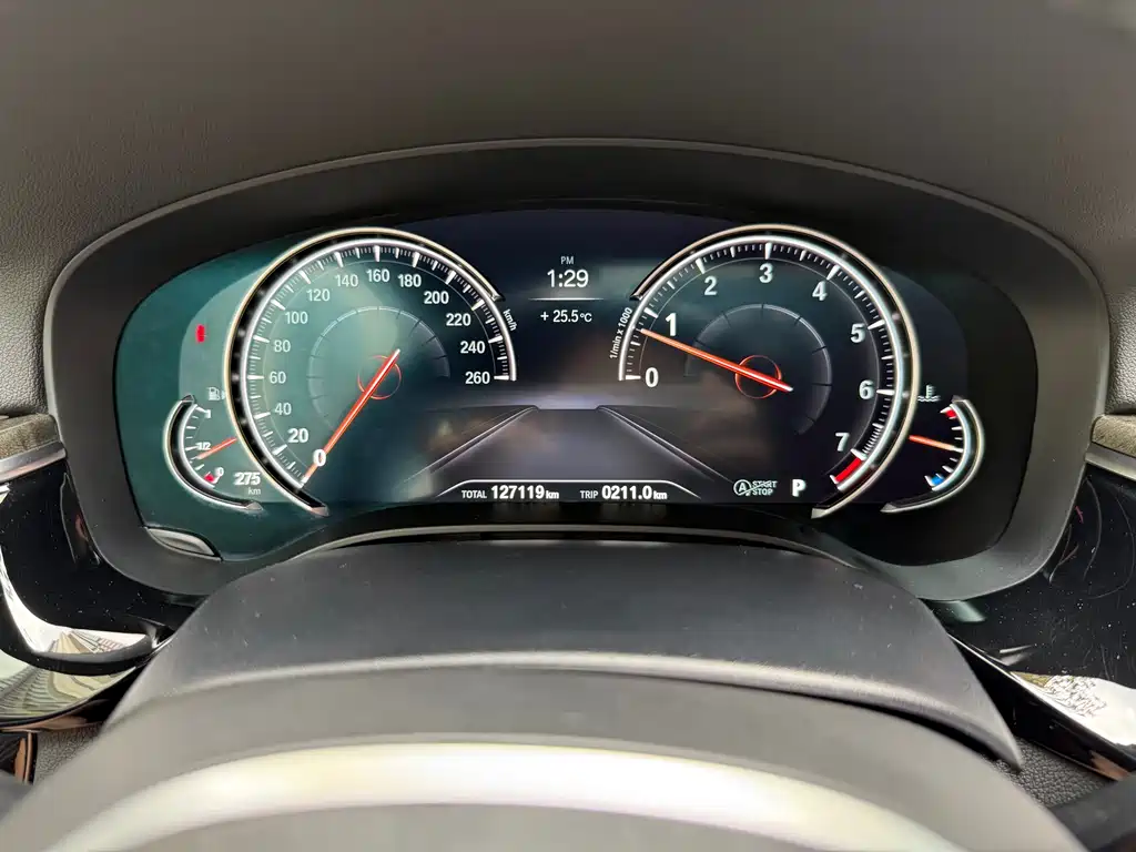 BMW 6 Series GT 2018 — фото 30