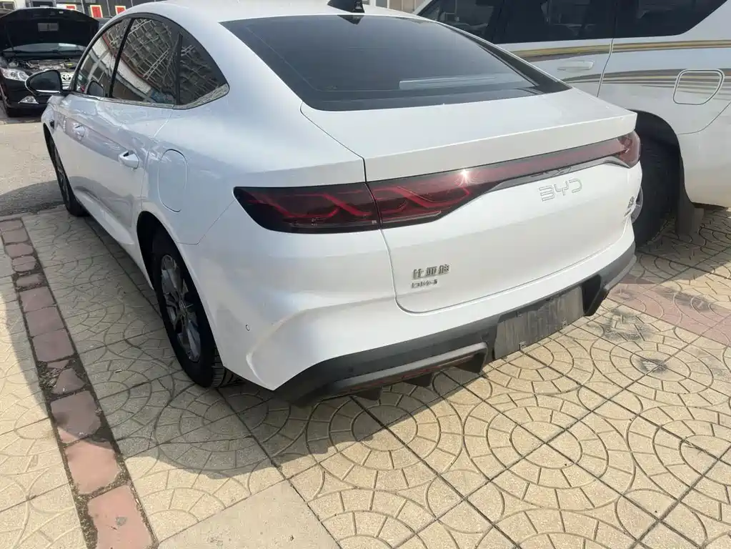 BYD Qin L 2025 — фото 4