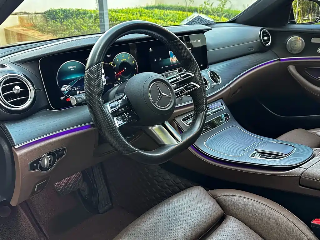 Mercedes-Benz E-Class 2022 — фото 5