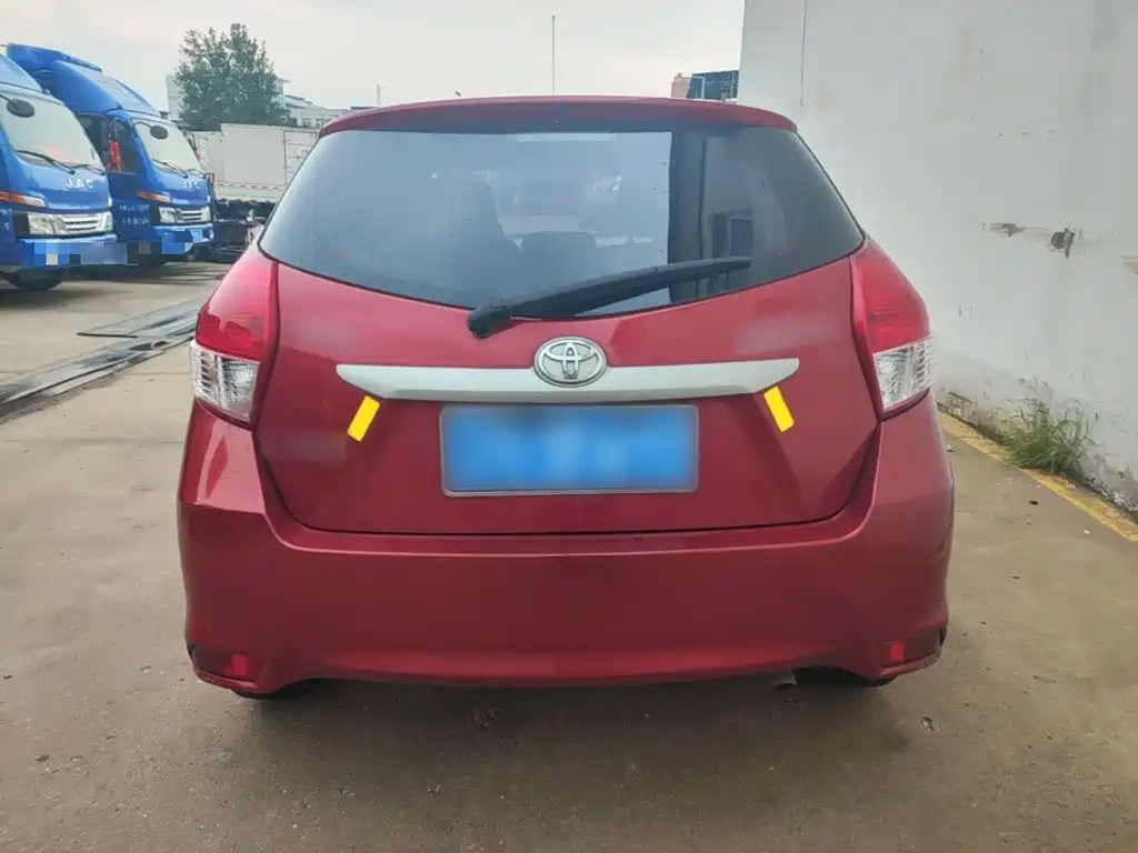 Toyota Yaris L 2016
