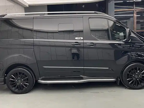 Ford Tourneo 2020