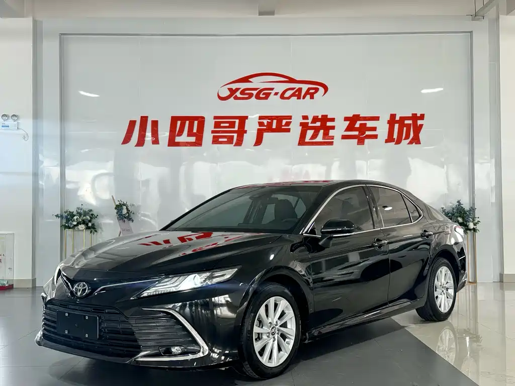 Toyota Camry 2021