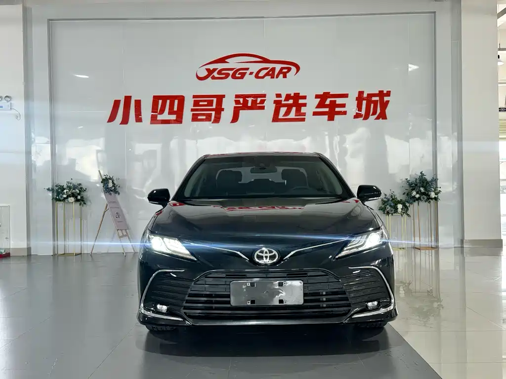 Toyota Camry 2021