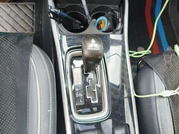 Mitsubishi Outlander 2022