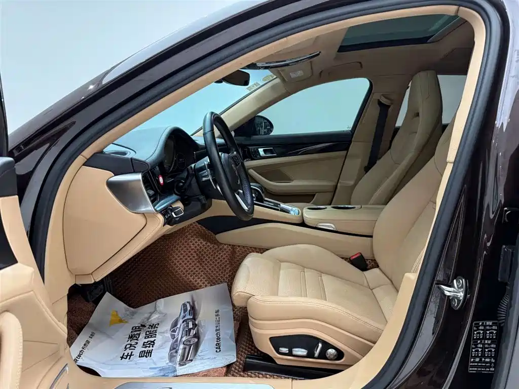 Porsche Panamera 2018 — фото 15