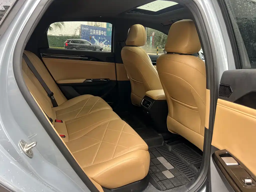 Geely Galaxy L6 2024 — фото 15