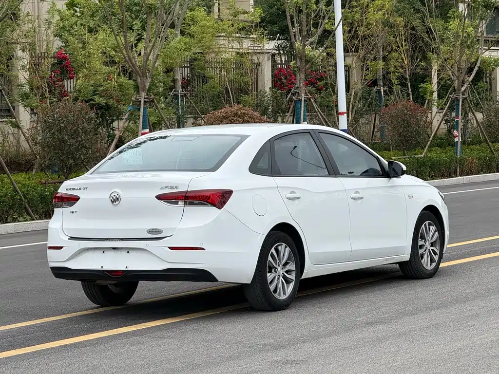 Buick Excelle 2020