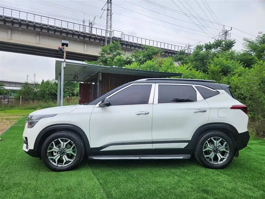 Kia KX3 2022 — фото 7