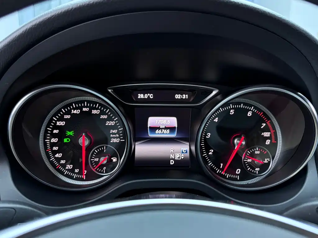 Mercedes-Benz CLA 2018 — фото 11