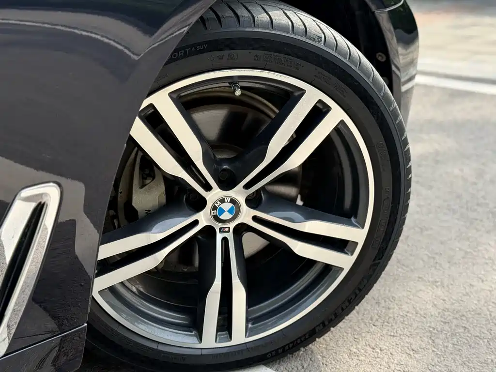 BMW 7 Series 2018 — фото 4